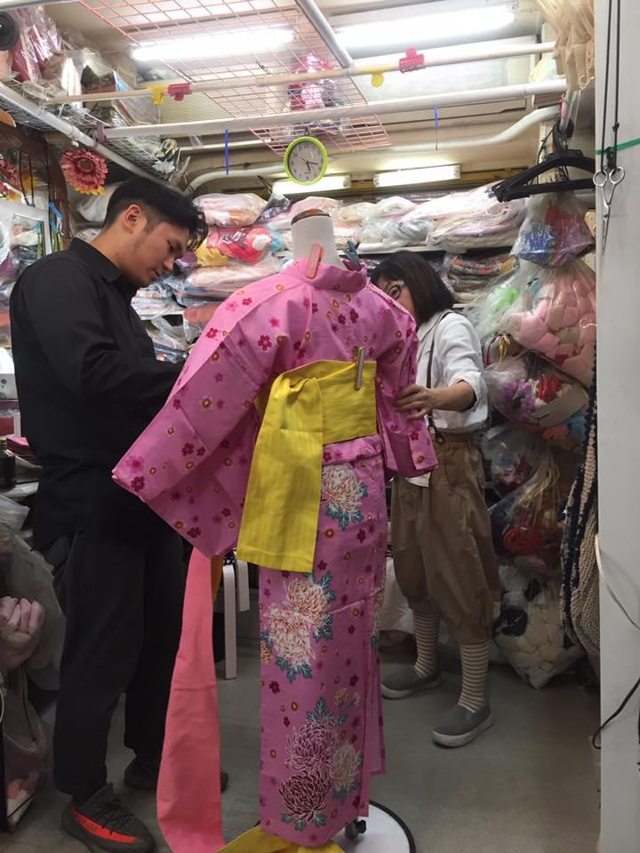 ヘアセットの基本からアレンジまでマンツーマンで指導致します。